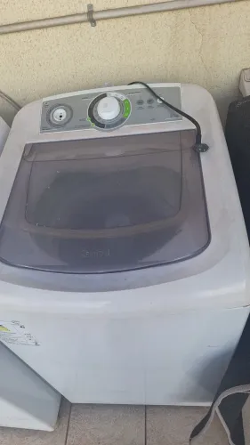 Vendo maquina de lavar .