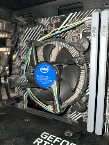 i5 10400f + cooler intel