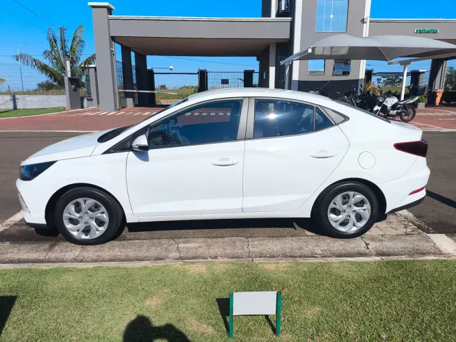 Hyundai HB20S Comfort Plus 1.0 Flex 12V Mec. 2024