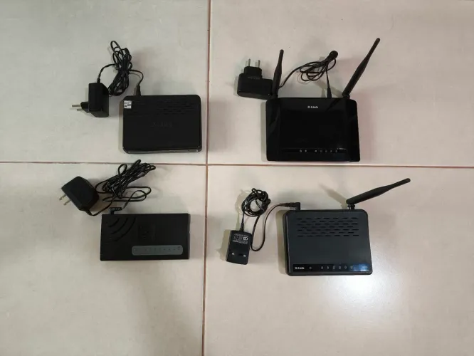 Kit de Redes D-Link + Switch Encore (4 Aparelhos + Fontes)