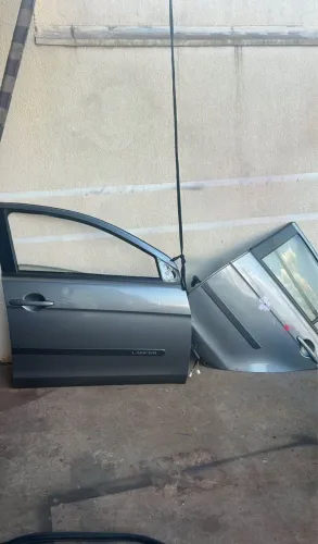 Vendo portas do Lancer