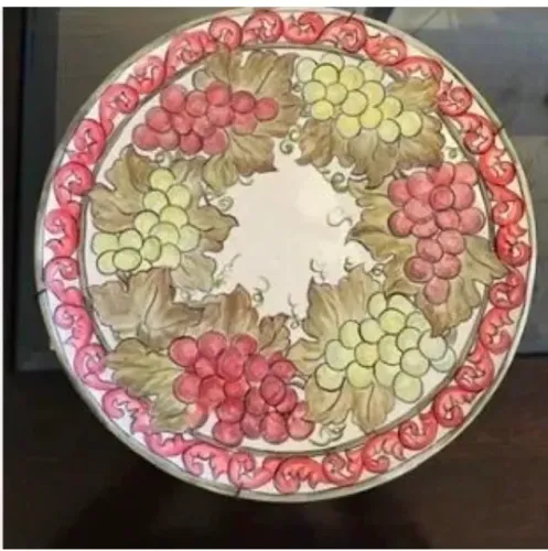 Prato de parede em cerâmica pintada 
