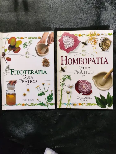 Kit 2 guias praticos fitoterapia e homeopatia