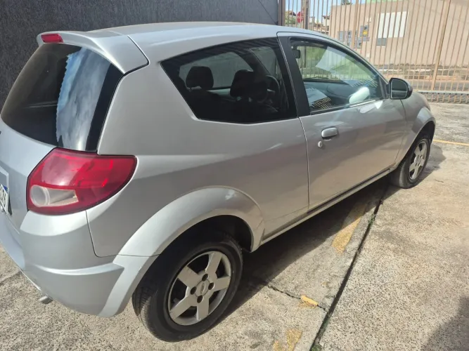 Ford KA 1.0 8v/1.0 8V ST Flex 3P 2011