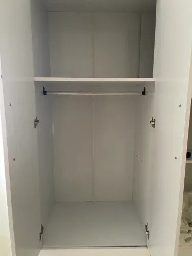Guarda-Roupa Solteiro 4 Portas com Cama de Solteiro e auxiliar