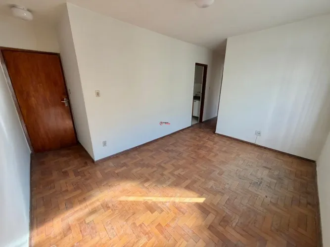 Apartamento para aluguel, bairro São José, 70m²