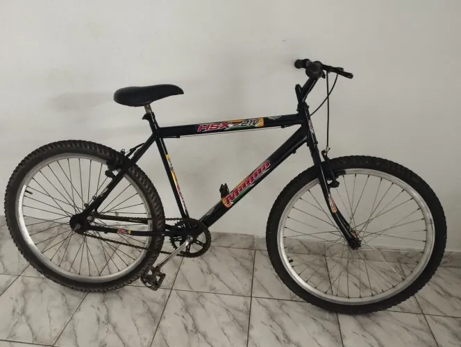 Bicicleta aro 26 jante aero e rolamento conservada 