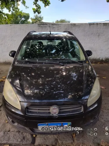 Fiat Idea Attractive 1.4 Fire Flex 8V 5P 2013