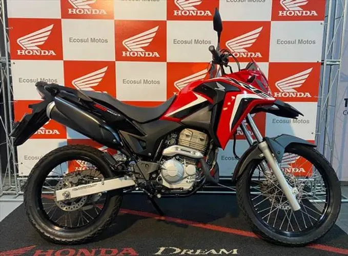 Honda Xre 300 ABS.