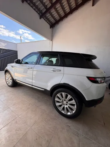 Land Rover Range Rover Evoque Prestige 2.2 5P Dies. 2015