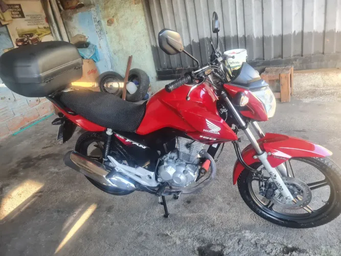 Vendo motocicleta em excelente estado