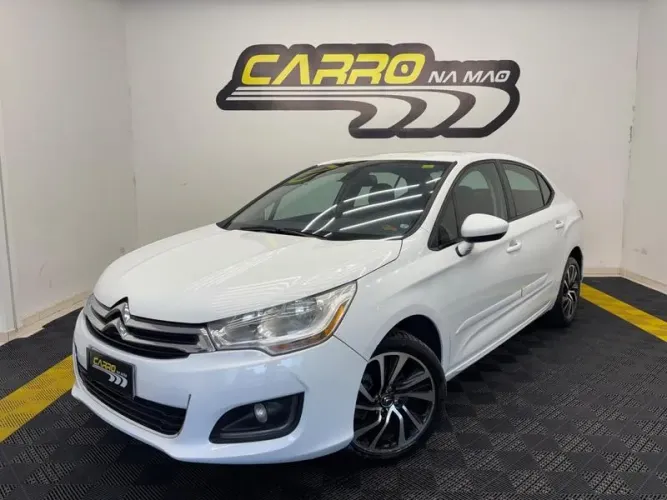 Citroen C4 Lounge Tendance 2.0 Flex 4P Aut. 2014
