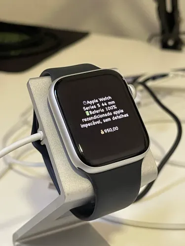 Apple Watch Series 5 - 44mm Bateria 100% (LEIA O ANÚNCIO)