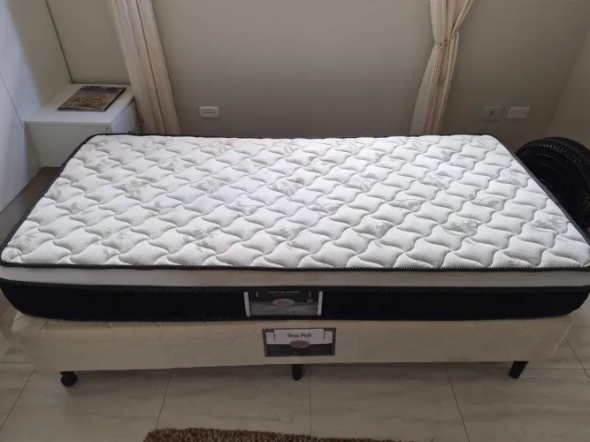 Cama Box Poli Castor + colchão Black e White 3D Bonnel Castor Solteiro