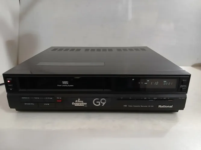 Vídeo Cassete National G9 com defeito
