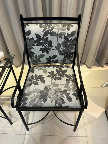 Poltronas em ferro