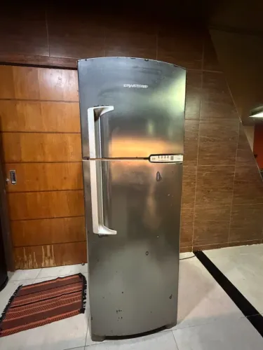 Vendo Geladeira BRASTEMP