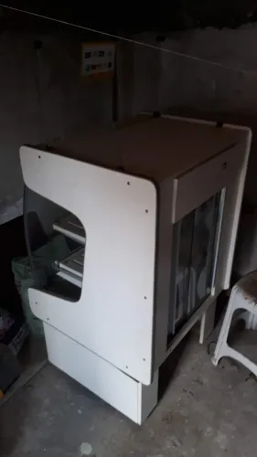 Vendo Maquinário de Açougue