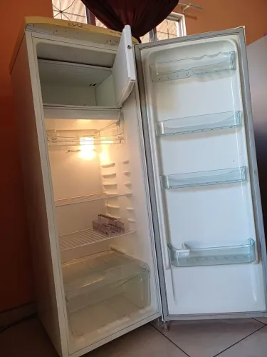 Geladeira Electrolux 127 V
