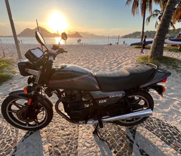 CB 450 DX 88 - Mecânica 100%. Pronta para reforma.
