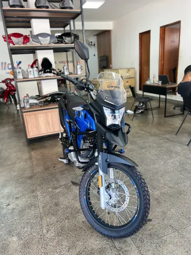 MOTO AZ 160 financiada, não precisa dar nada em troca, só mesmo assumir as parcelas
