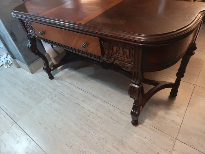 Mesa de madeira maciça de abrir 