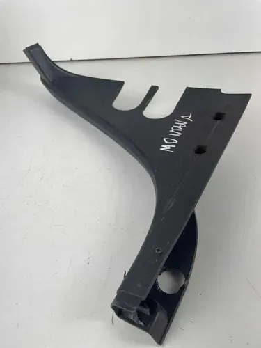 Moldura Da Caçamba Lado Esquerdo Gm Montana 2015 Preto2