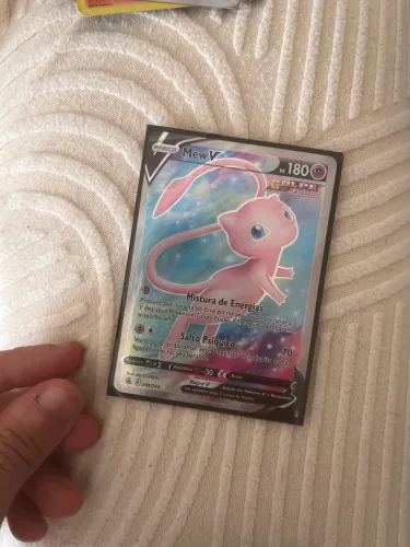 Carta pokémon Mew V full art