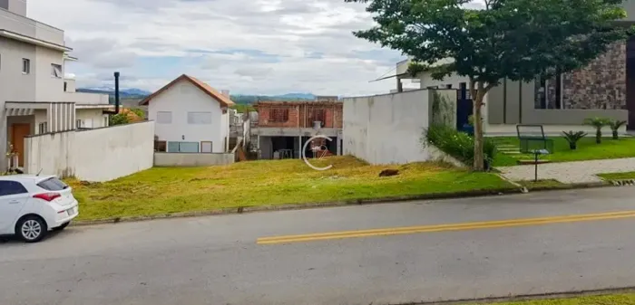 Terreno à venda, 451 m² por R$ 850.000,00 - Urbanova - São José dos Campos/SP