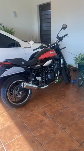Kawasaki z900 RS 2019
