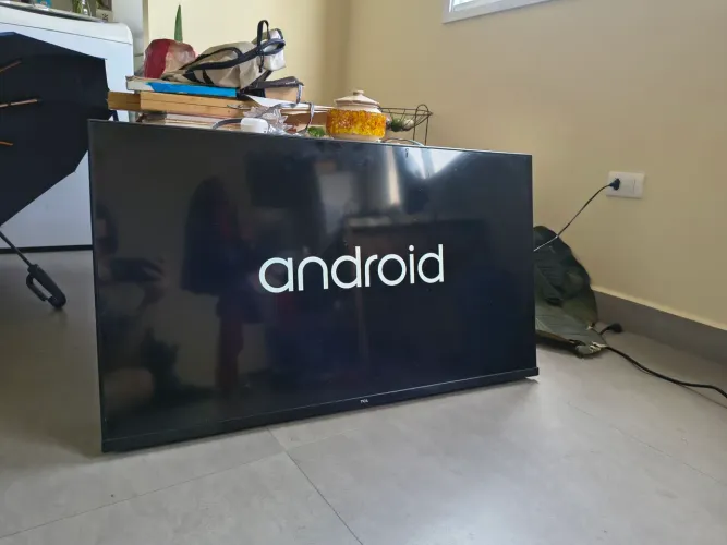 Smart TV TCL 40? Full HD - Modelo 40S615