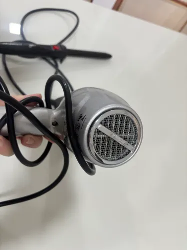 Secador taiff seminovo mais babyliss Santa Lúcia !