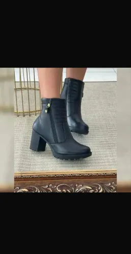 Bota feminina