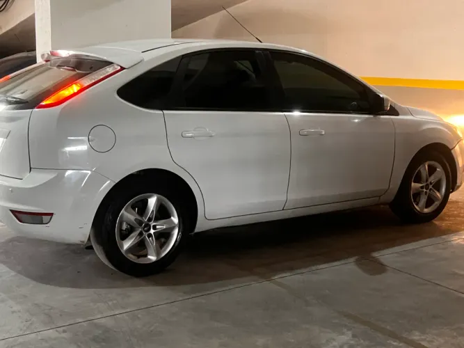 Ford Focus 1.6 S/se/se Plus Flex 8v/16v 5P 2013
