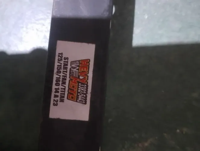 Suporte para baú Titan ou fan