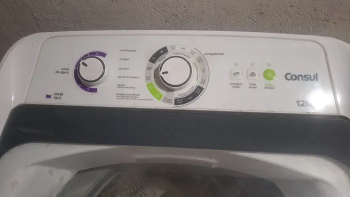 VENDO MAQUINA DE LAVAR 12KG