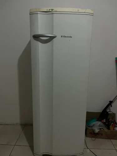 Geladeira Eletrolux