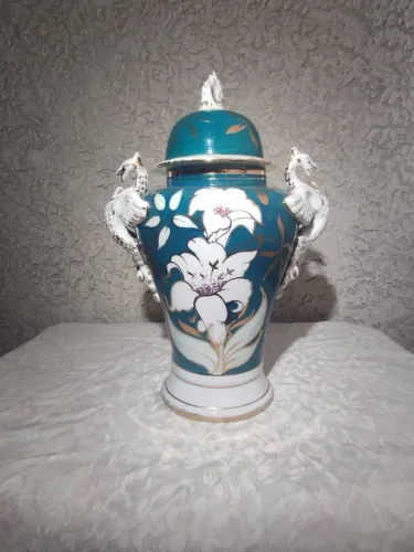 Vaso de porcelana antigo