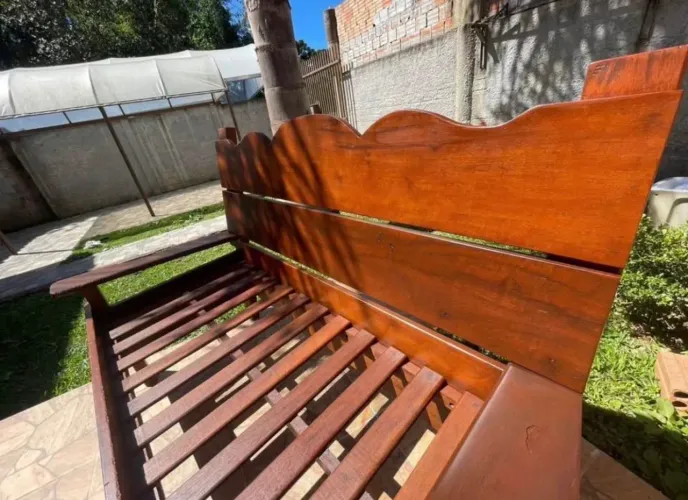 Banco rústico em madeira maciça 