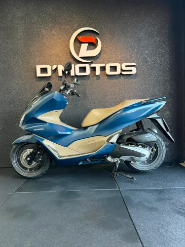 HONDA PCX DLX - 2024 - EXTRA! 