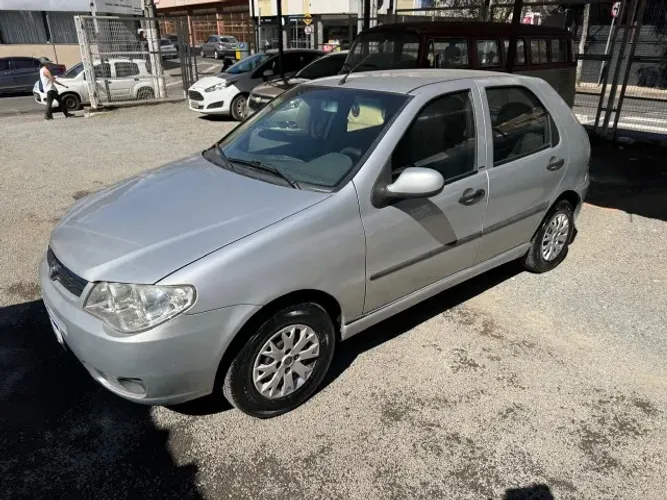 Fiat Palio Celebration 1.0 Fire Flex 8V 4P 2014