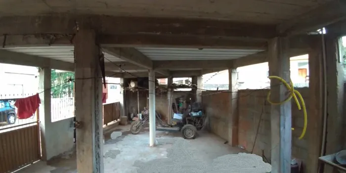 GARAGEM E LAJE A VENDA EM DESCOBERTO/MG