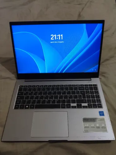 Notebook Samsung Book E20