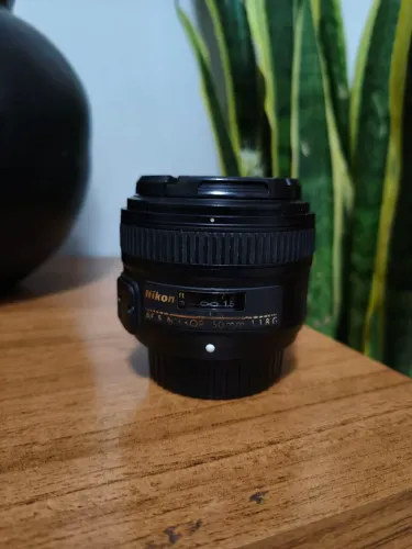 Lente Nikon 50mm 1.8G - Full Frame (com foco automático)