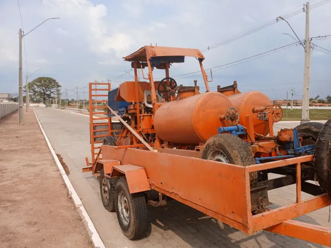 Vendo maquina de pintura de faixa viaria 