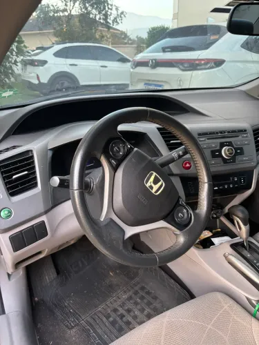 Honda Civic Sedan LXS 1.8/1.8 Flex 16V Aut. 4P 2013