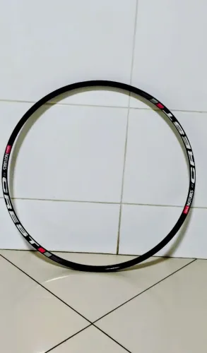 Aro 29" CREST Notubess 32 furos