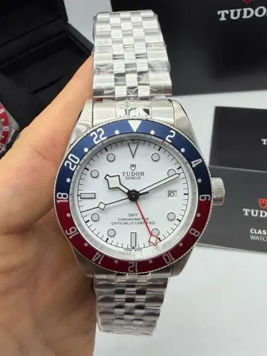 Relógio Estilo Black Bay GMT Pro Automático - Aço Inox Premium