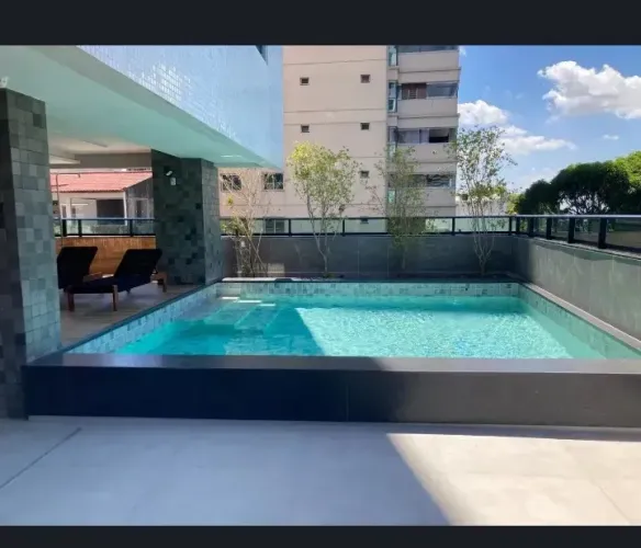 RR Alugo Vogue Residence