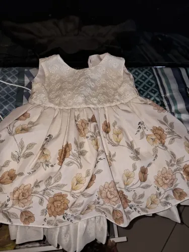 Roupas tamanho 1 novas.